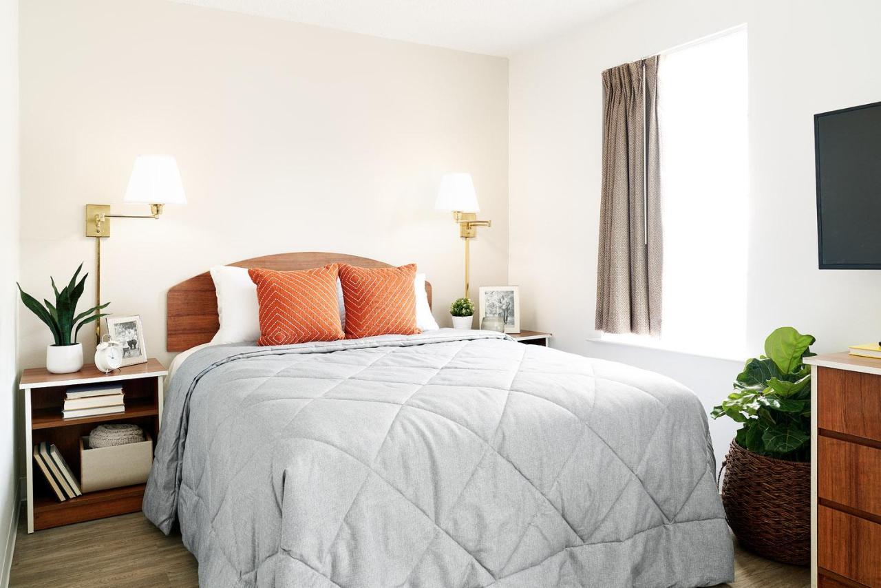 Intown Suites Extended Stay Arlington Tx - Oak Village المظهر الخارجي الصورة